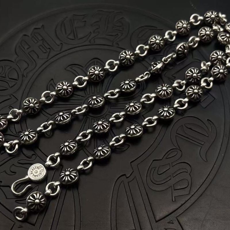 Ch*0me He**ts necklaces